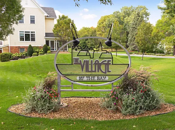 2150 Old School Rd APT 252, Mound, MN 55364