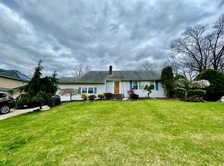 3 Timber Rd, Edison, NJ 08820