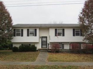 2640 Lake Rd N, Radcliff, KY 40160