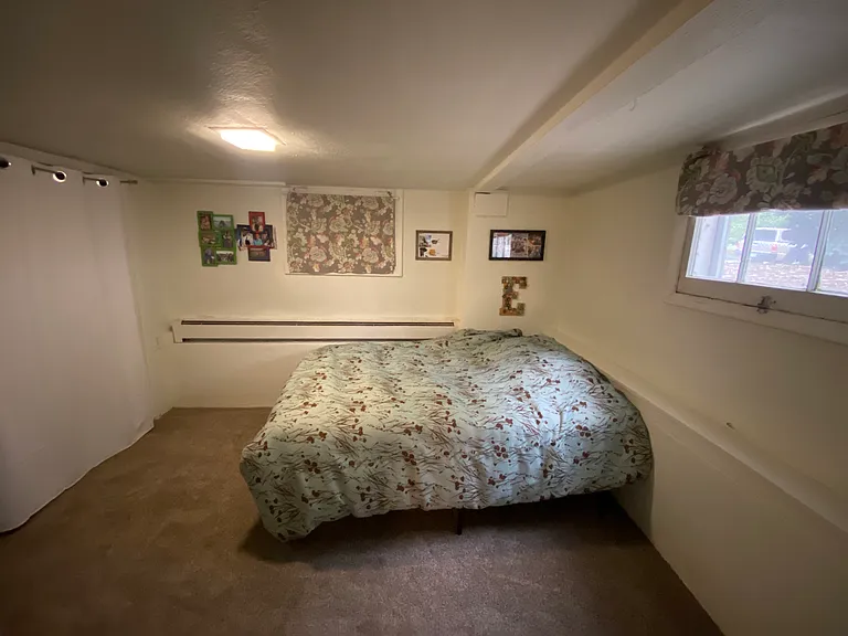 613 W Olive St — Photo 5