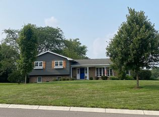 1801 Burgundy Ln, Dayton, OH 45459