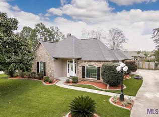 12440 Lakeland Dr, Walker, LA 70785