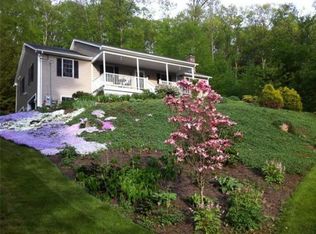 44 Warren Wright Rd, Belchertown, MA 01007