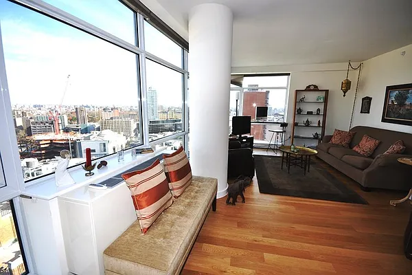 Rented by Corcoran | media 34