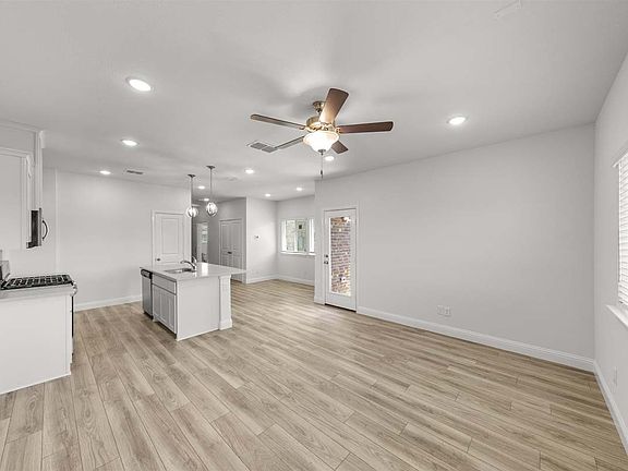 6th image of this home