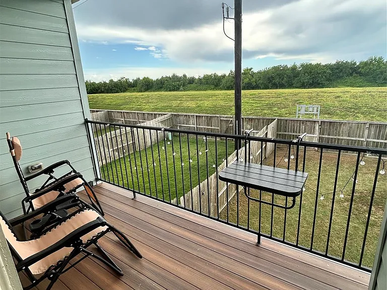 2555 Terrace Point Dr — Photo 18
