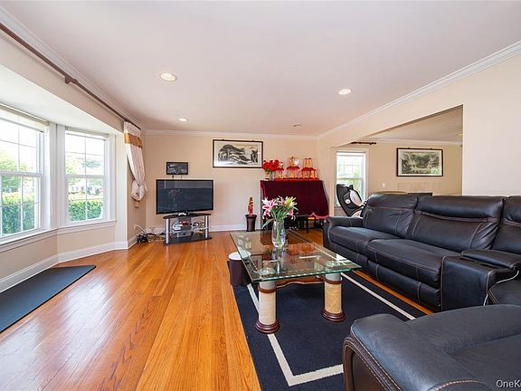 4th image of 66 Maple Street #A