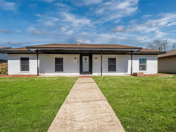 7213 Lakeshore Dr, Rowlett, TX 75089