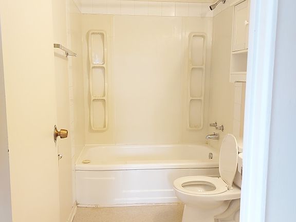 4th image of 10123 104th Ave #11