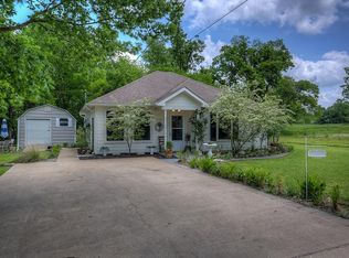 3401 4th St, Greenville, TX 75401