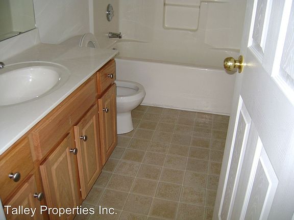 5th image of 8701 Wandering Creek Way
