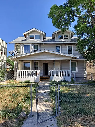913 2nd Ave N #B Photo 1