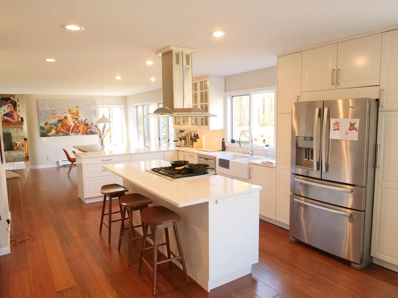 4 bed, 4.5 bath, 3512 sqft, $7,000 — Photo 3