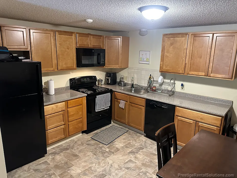 73A Manchester St #8
