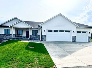 83 Buck Ridge Dr, Winona, MN 55987