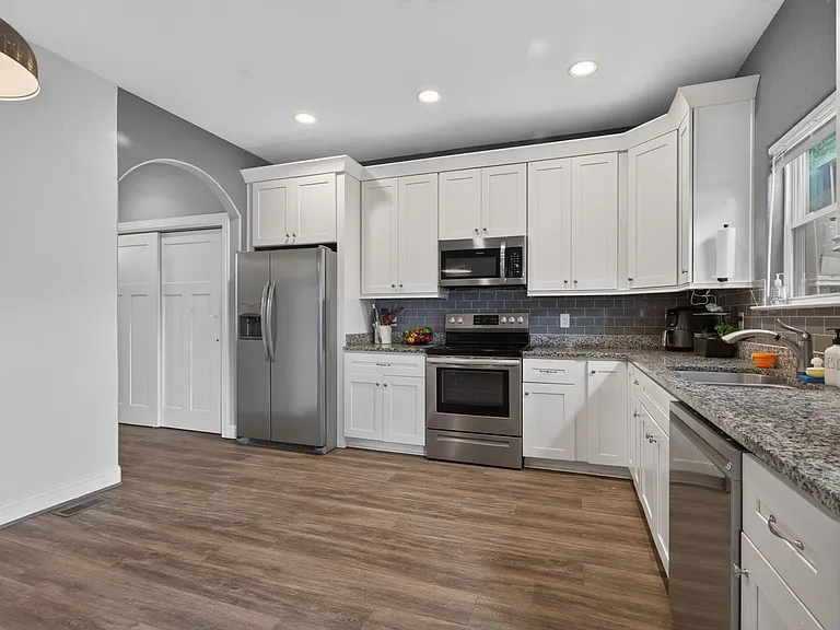2700 Rodgers St — Photo 10