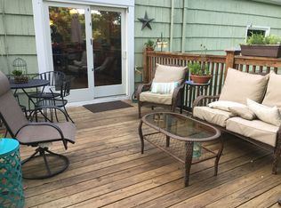 7749 Falmouth St, Prairie Village, KS 66208