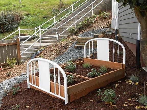1880 Flower Bed
