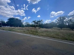 2141 Indian Trl, Llano, TX 78639