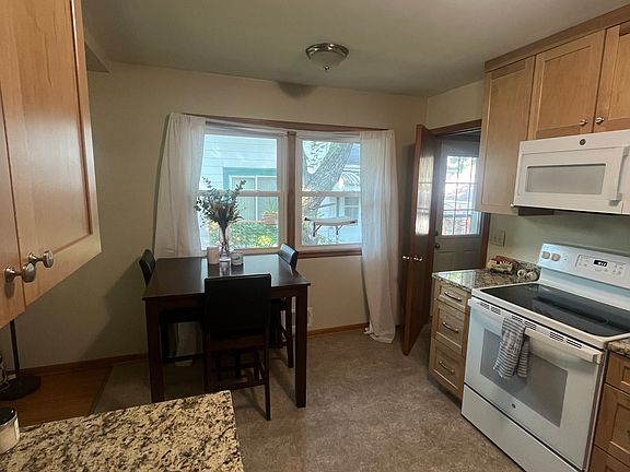 4th image of 4129 37th Ave S #2