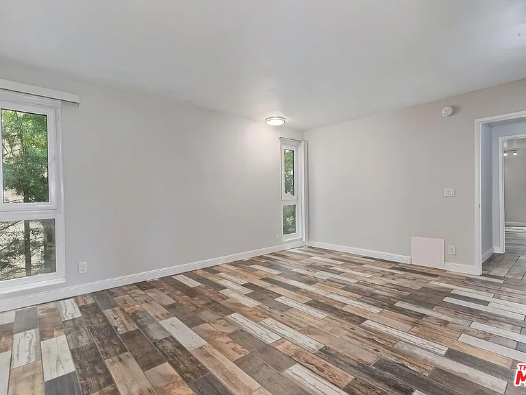 11789 Montana Ave #11 — Photo 13