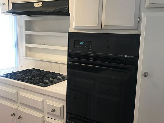 4th image of 1313 S Bundy Dr APT 3