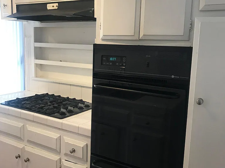 1313 S Bundy Dr #3 — Photo 4