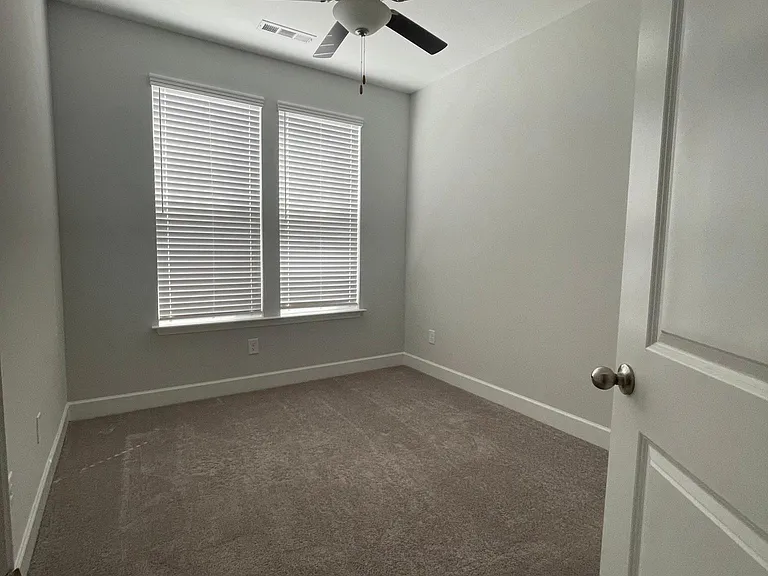 155 Burkitt Commons Ave — Photo 31