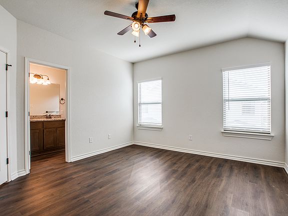 5th image of 10338 Lynwood Br Unit 102