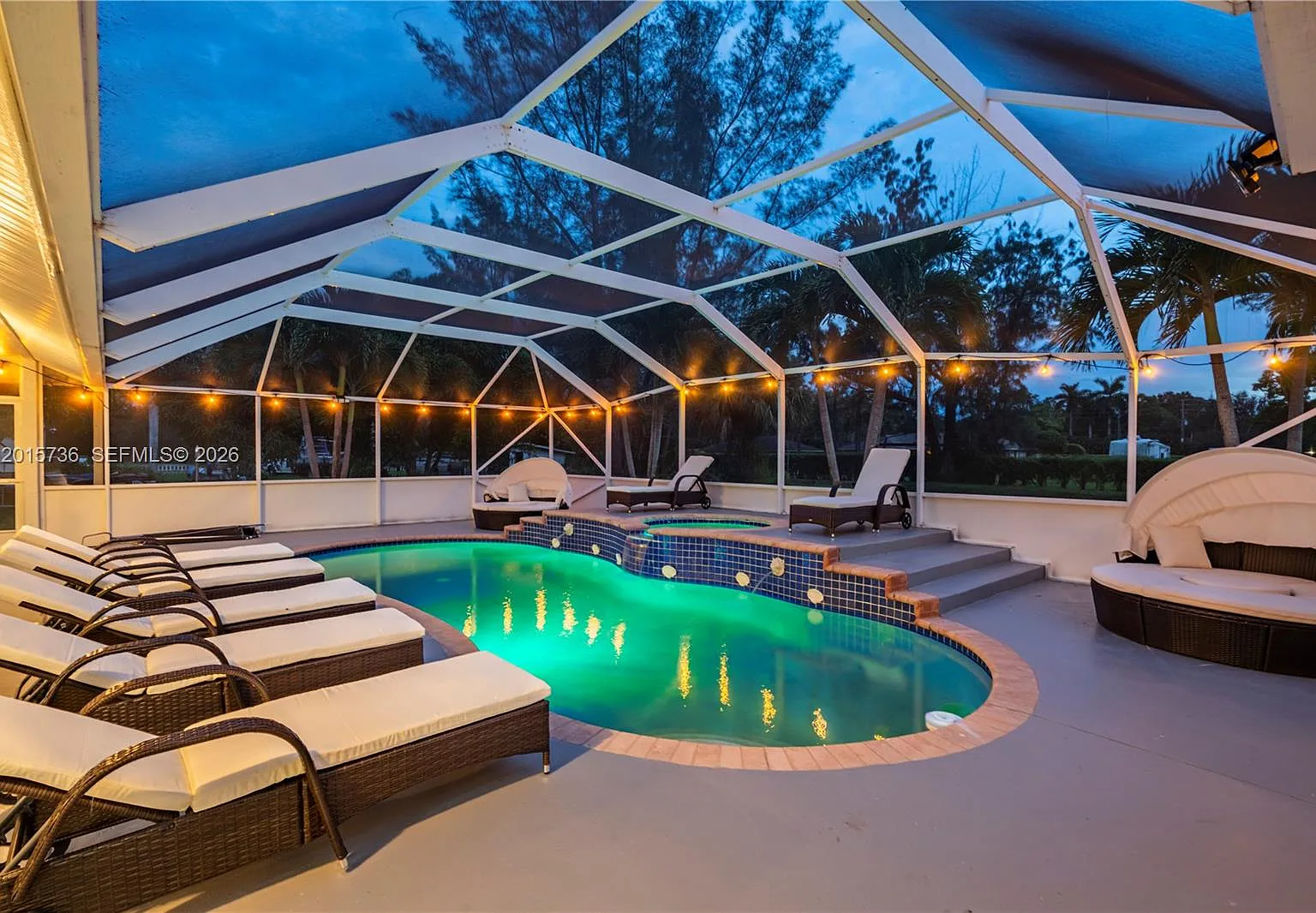 8 bed, 5.0 bath, 3639 sqft, $12,995 — Photo 3