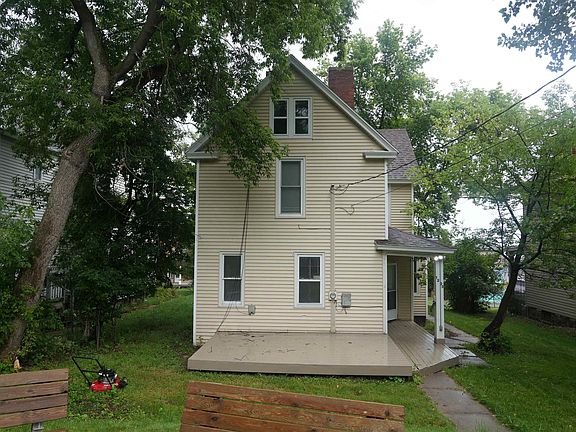 2nd image of 1205 E 3rd St