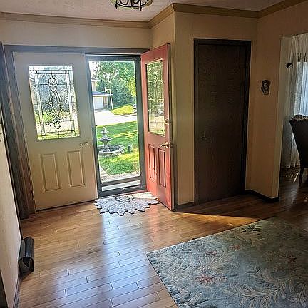 2nd image of 1716 Imperial Rd