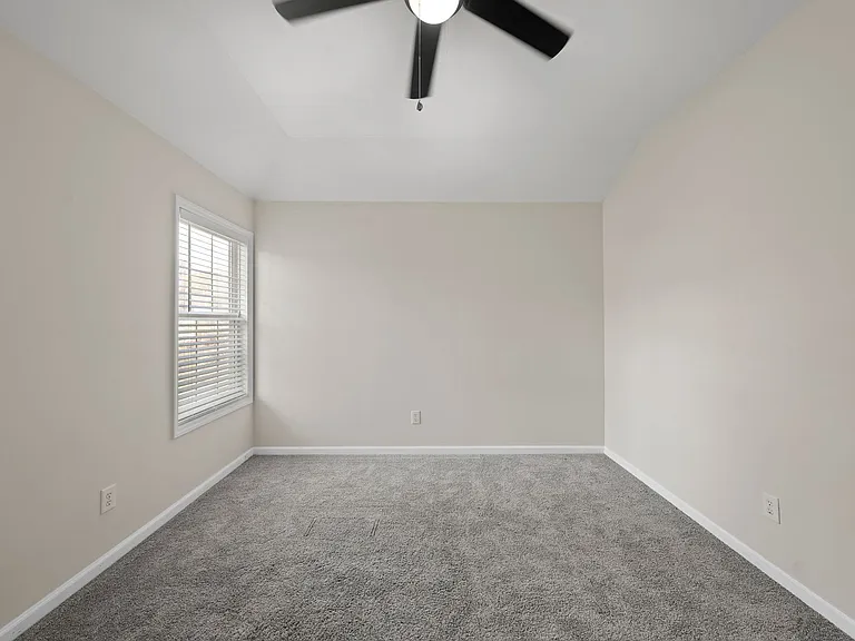 101 Palmwood Ct — Photo 38