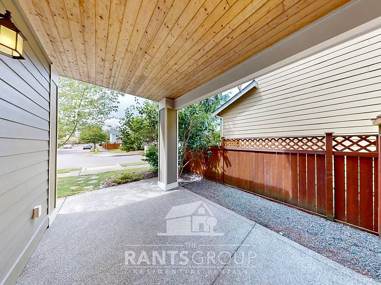 7084 Bailey St SE — Photo 26
