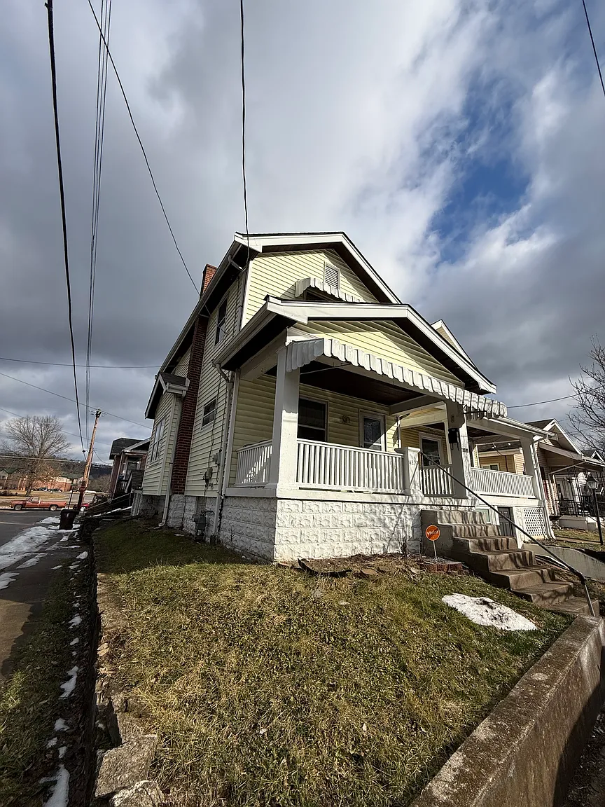 4202 McKee St photo 1