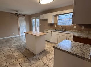 5355 Greenhedge Trl, Stone Mountain, GA 30088