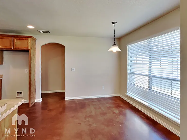 102 Jolin Ln — Photo 7