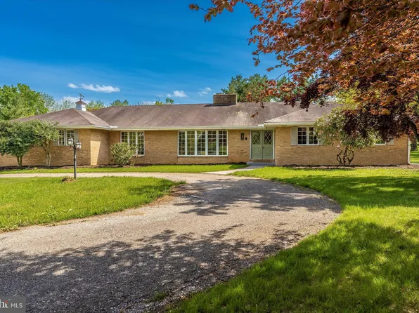 15019 Hicksville Rd, Clear Spring, MD 21722