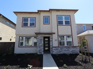 2982 Melo Pearl St, Sacramento, CA 95833