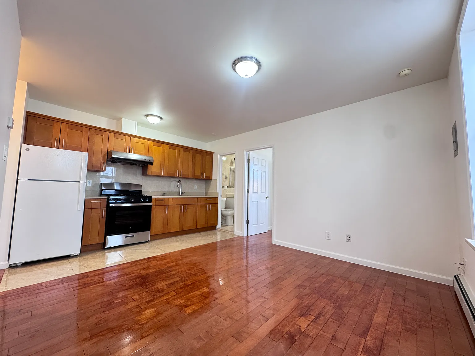 2 bed, $2,000 — Photo 1