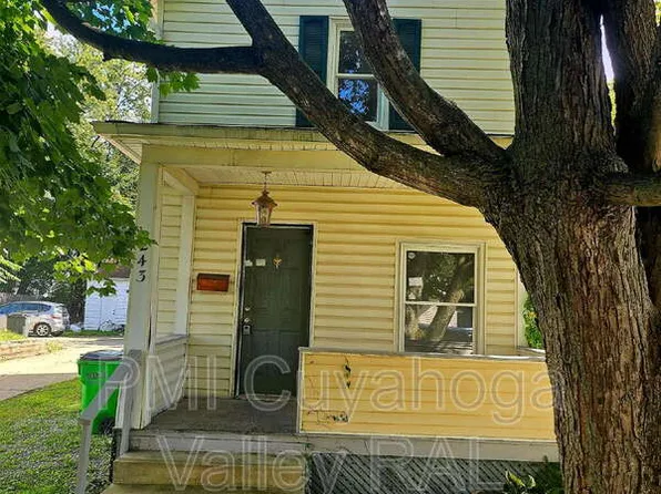 243 19th St NW, Barberton, OH 44203
