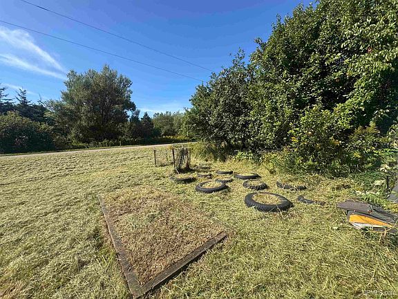 3rd image of N5892 Sundell Rd