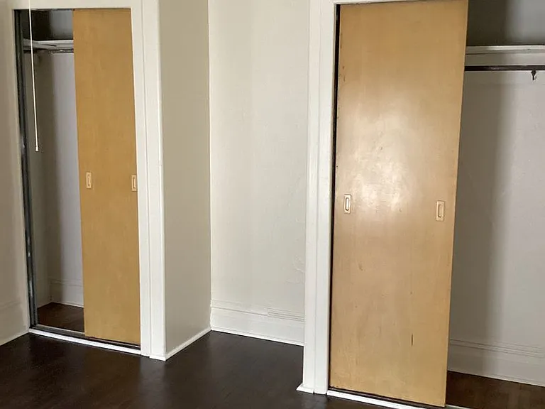 225 W Washington Ave — Photo 4