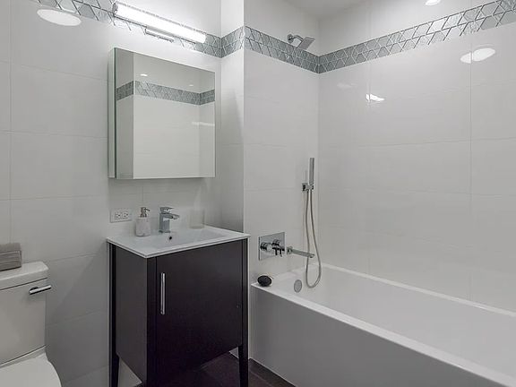 5th image of 241 Atlantic Ave #7J