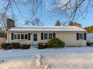 91 N Lowell St, Methuen, MA 01844