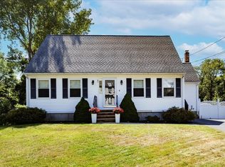 42 Clark St, Salem, MA 01970