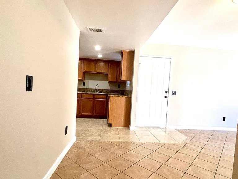 1339 Massachusetts Ave #101 — Photo 2