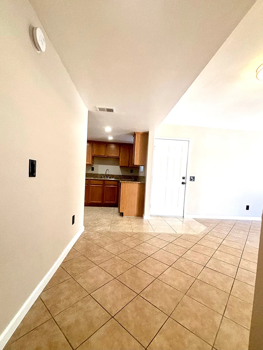 Building Photo - 1339 Massachusetts Ave #101