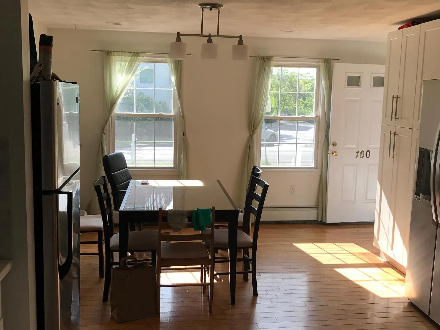 4 bed, 1735 sqft, $950 — Photo 4