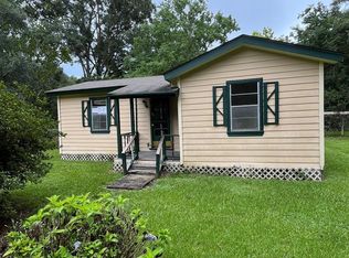 1203 Blackwell Ln, Picayune, MS 39466